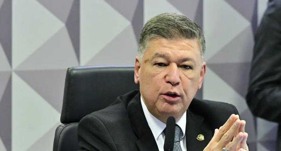 Viana reage a Toffoli e fala em ameaça à independência do Congresso