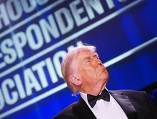 Como atirador conseguiu chegar tão perto de Trump e outras perguntas sobre ataque em Washington