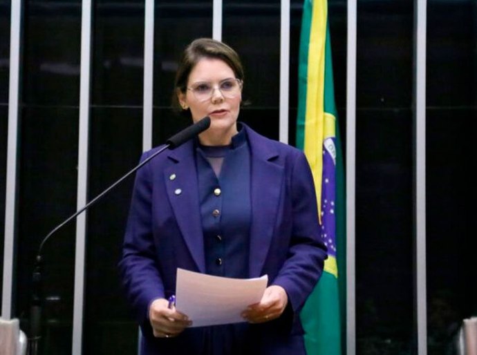 Após denúncias no INSS, governo reativa acordo e Coronel Fernanda promete reação: “Não vamos deixar barato”
