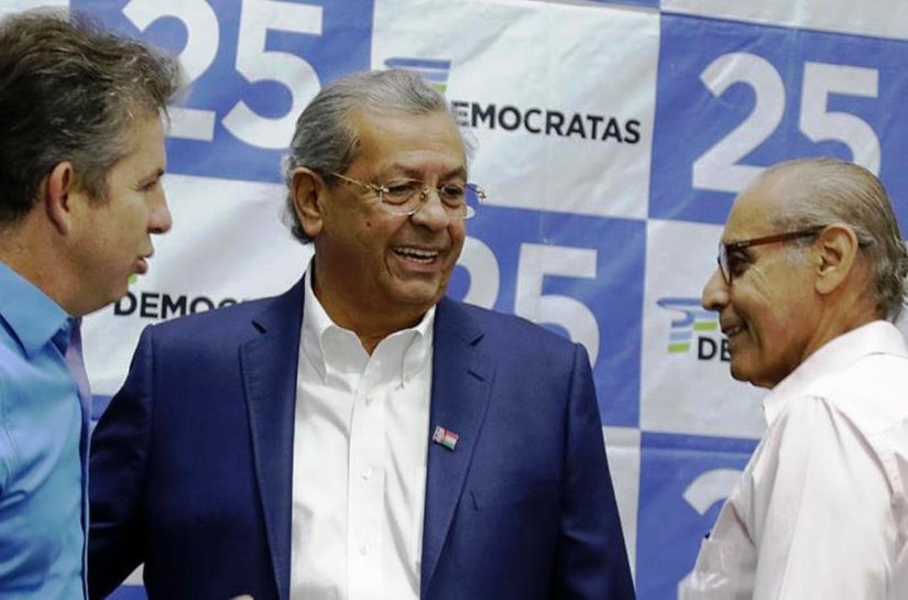 DEM ‘amarela’, alija Júlio Campos da disputa ao Senado e decide apoiar Leitão; Grupo de Mauro vai com Fávaro