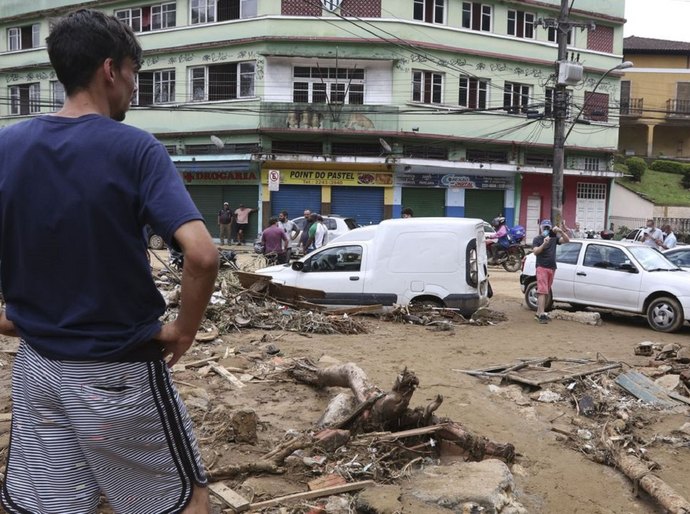Com 136 mortes, Petrópolis divulga alerta sobre fake news