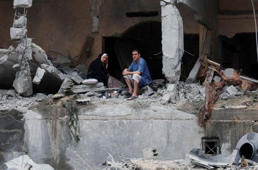Crianças estão entre os mortos após ataque de Israel atingir comboio em fuga em Gaza