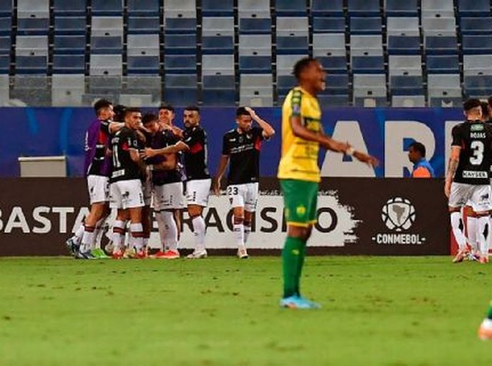 Em casa, Cuiabá perde para Palestino-CHi e é eliminado nos playoffs da Sul-Americana
