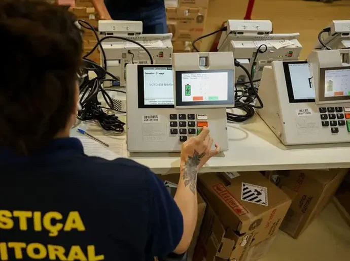 Após confirmação de Flávio, Caiado e Zema, PT se prepara para lançar Lula: quem são os candidatos à Presidência nas eleições de 2026