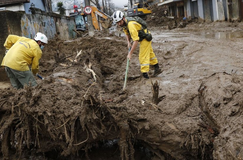 Número de mortes em Petrópolis chega a 182; ainda há 89 desaparecidos