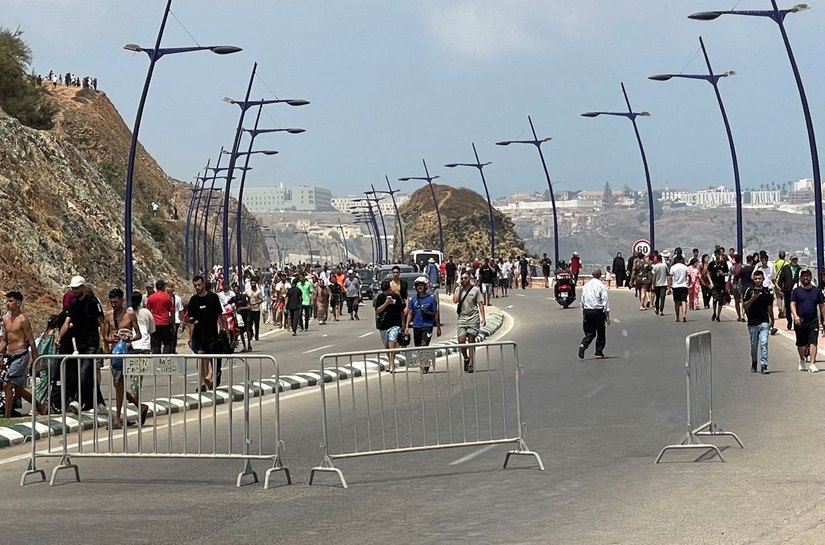 Especialistas divergem sobre anuência de Marrocos em migração a Ceuta