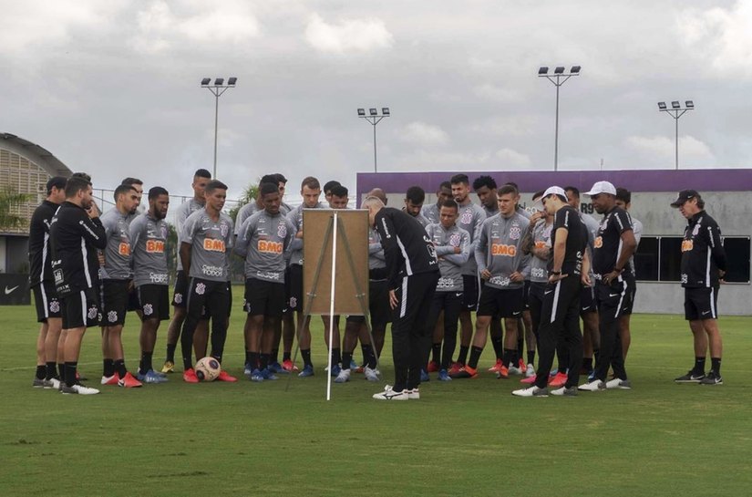 Corinthians tem 21 casos positivos de Covid-19 no elenco; maioria está recuperada