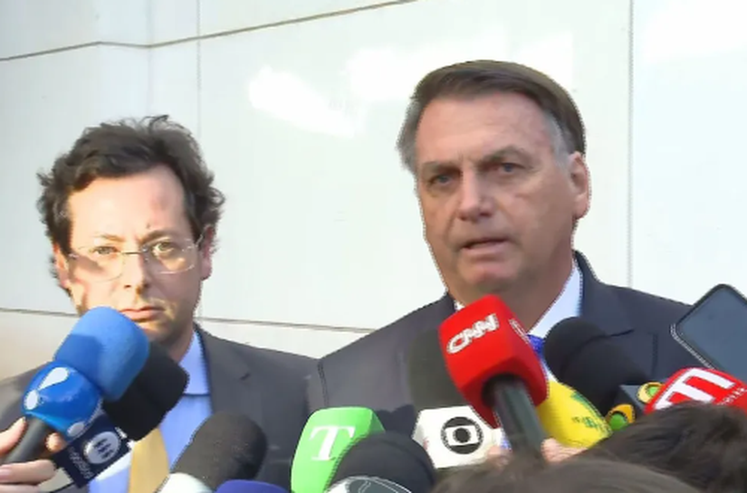 Após depoimento à PF, Bolsonaro nega plano golpista com Marcos do Val: “Ele que responda pelos atos dele”
