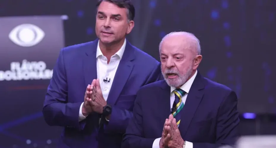 Debate da Band: quem ganhou e quem perdeu no primeiro embate entre Lula e Flávio Bolsonaro