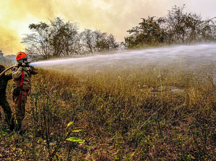 Governo Federal manda 71 soldados para reforçar combate ao fogo no Pantanal