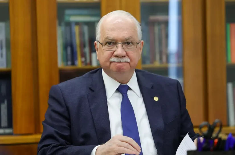 Em eleição simbólica, Edson Fachin é escolhido para a presidência do STF