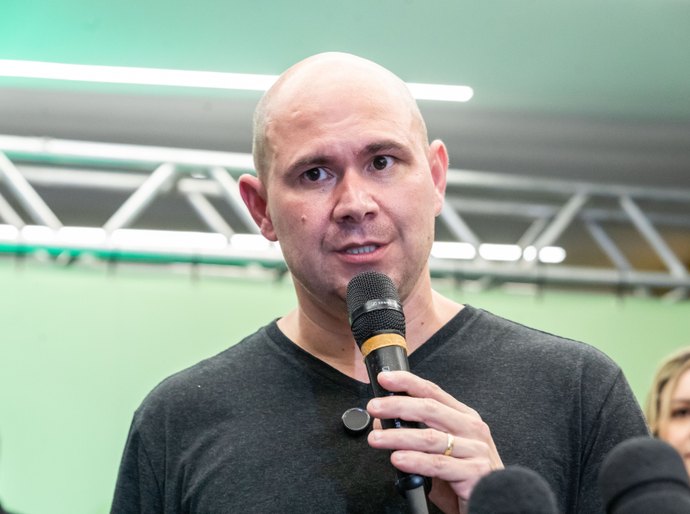 Abílio  reforça combate ao assédio e determina auditoria em contrato na Prefeitura