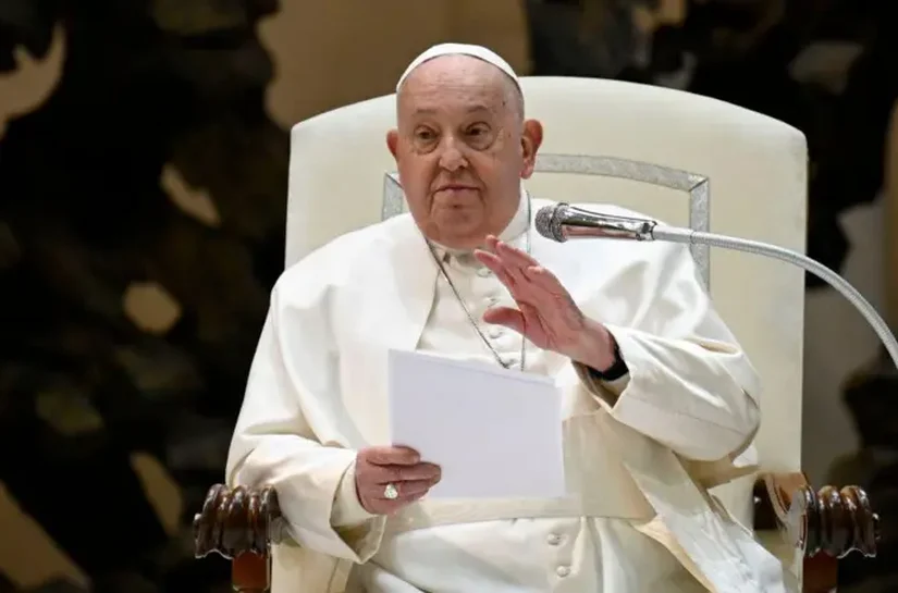 O que se sabe sobre saúde do papa Francisco, hospitalizado em Roma