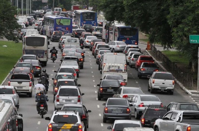 Contra privatização, São Paulo tem 9 linhas de metrô e trem em greve