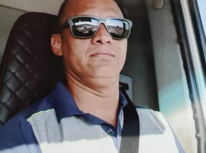 Não aceitava o fim do relacionamento: homem invade bar da ex em Várzea Grande e promove quebra-quebra