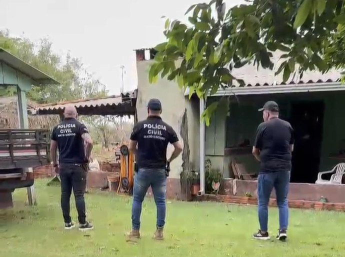Veja Vídeo: Escândalo do padre e da noiva; Polícia cumpre mandados contra suspeitos de espalhar vídeo íntimo