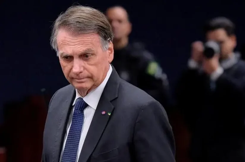 Defesa de Bolsonaro entra com recurso após Moraes encerrar processo; o que acontece agora?