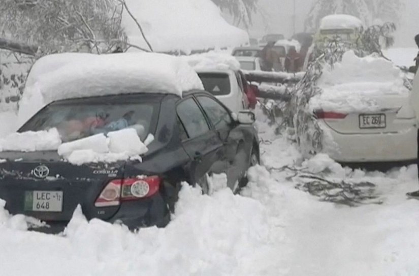 Pelo menos 21 turistas morrem em tempestade de neve no Paquistão