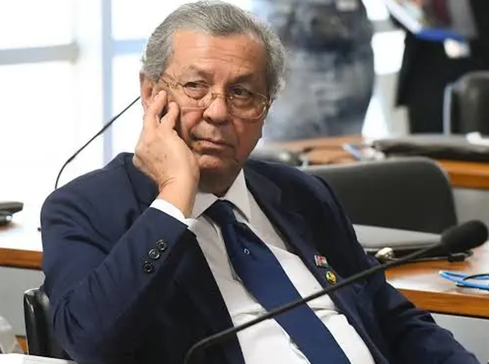 Derrota no partido que ajudou a construir pode marcar o início do crepúsculo político de Jayme Campos