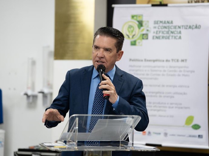 Sérgio Ricardo faz história e assume novo mandato à frente do TCE-MT