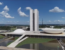 Comissão do Congresso amplia fundo eleitoral e prevê R$ 4,9 bilhões para financiamento de campanhas em 2026