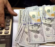 Dólar fecha abaixo de R$ 5,50 pela 1ª vez em 8 meses, com conflito Israel-Irã e 'Superquarta' no radar