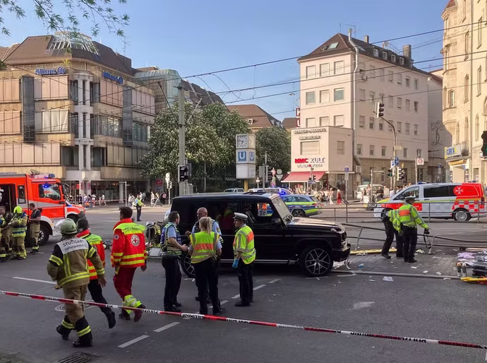 Atropelamento em massa na Alemanha deixa vários feridos