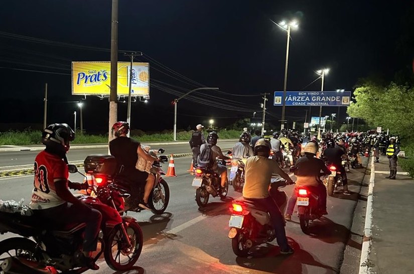 Abordagens da Lei Seca na ponte Sérgio Motta apreendem 82 motocicletas por irregularidades