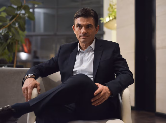 Rodrigo Paz: 'Espero que a Bolívia retorne ao mundo e o mundo retorne à Bolívia