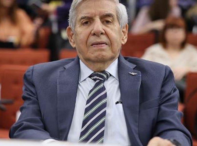 Exército tem três opções para prisão de generais condenados por golpe