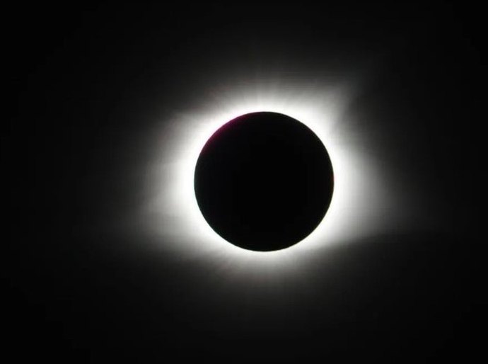 Saiba tudo sobre o eclipse solar total desta segunda-feira,08