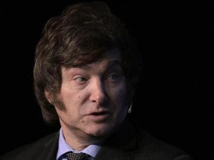 O que é a ideologia libertária que Javier Milei, presidente eleito na Argentina, diz seguir