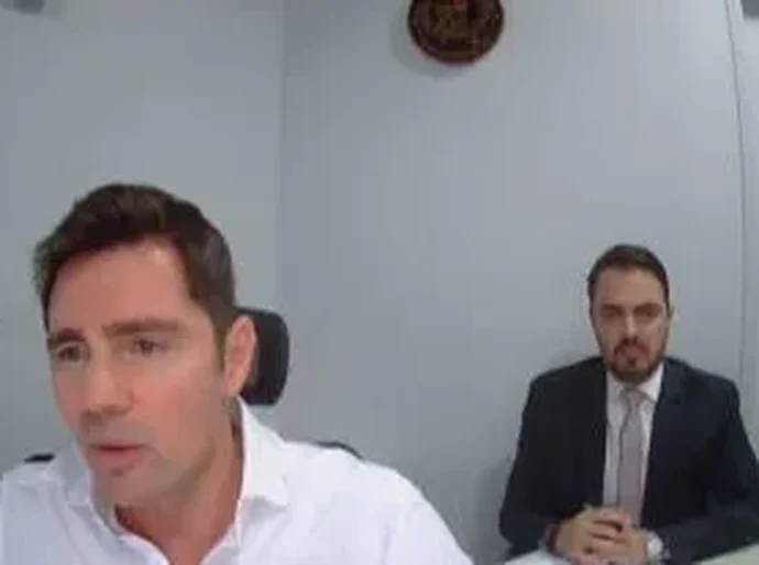 Delação de Vorcaro fica em 'banho-maria' em meio à crise do STF