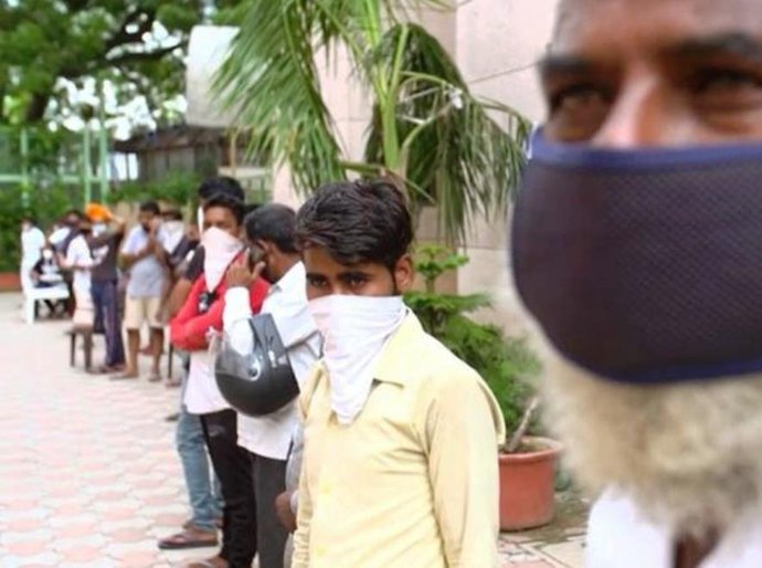 Covid: Índia detecta nova variante 'duplo mutante' à medida que casos aumentam