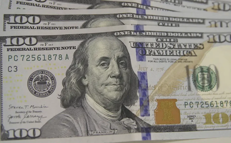 Dólar cai para R$ 5,43 e atinge menor valor desde setembro