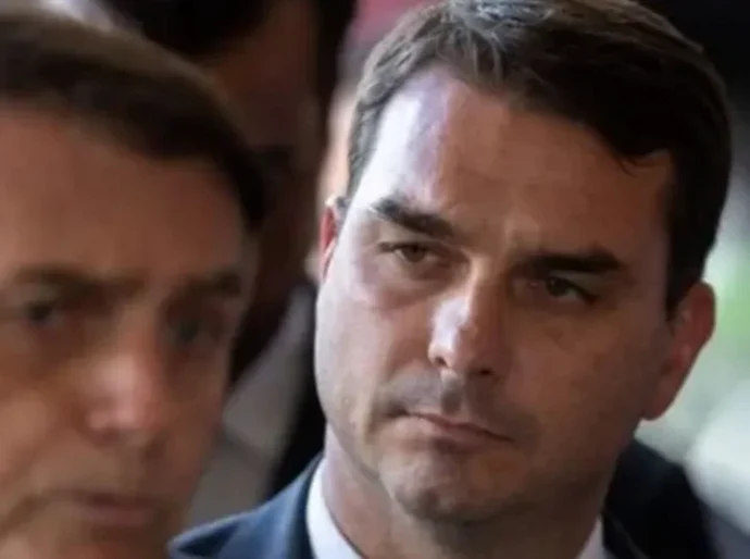 Por que carta de Bolsonaro virou alvo de Moraes enquanto Lula também divulgou cartas da prisão