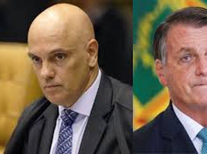 Moraes dá 15 dias para PF fazer perícia em Bolsonaro