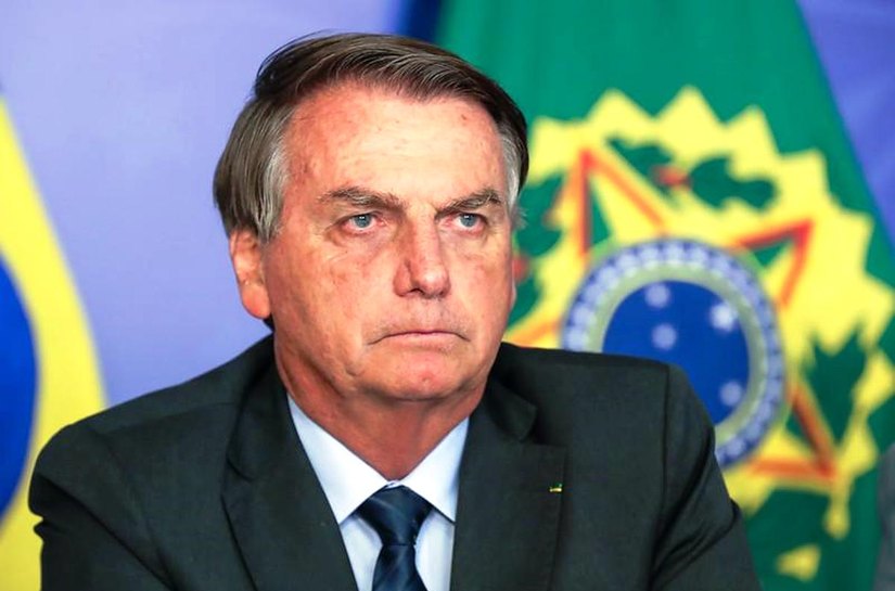 Aprovação do governo Bolsonaro cai para 23% e reprovação sobe para 50%, aponta pesquisa Ipec