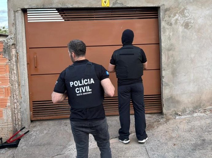 Polícia Civil cumpre mandados e desarticula esquema que desviou mais de R$ 1,1 milhão de empresa de segurança