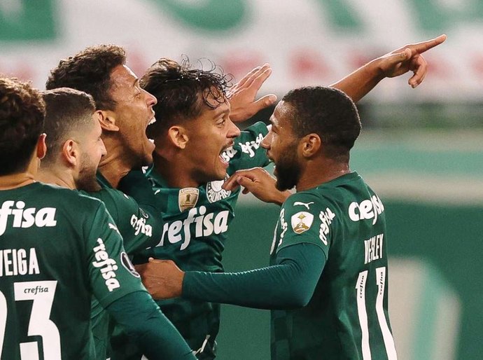 Palmeiras avança e confirma Choque-Rei nas quartas da Libertadores