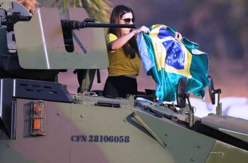 7 de setembro: PM permitiu que bolsonaristas furassem bloqueio em Brasília?
