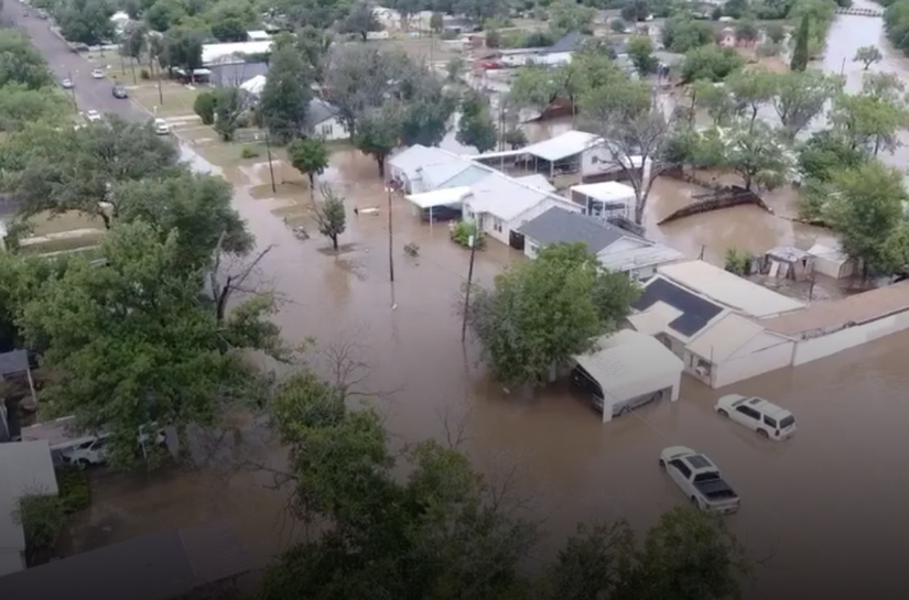 Sobe para 91 o número de mortos nas enchentes do Texas