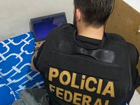 Os policiais  cumpriram um mandado de busca e apreensão expedido pelo Tribunal de Justiça em Mato Grosso na residência de  um homem de 37 anos