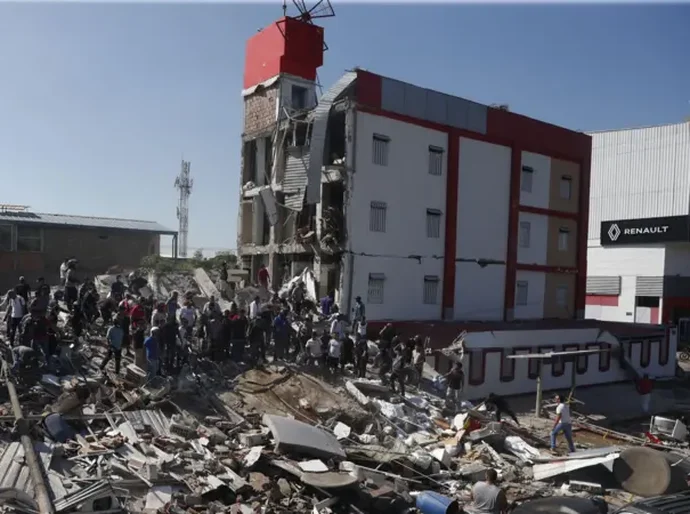 Ao menos 111 mortos após o 'maior terremoto da década' atingir a Colômbia