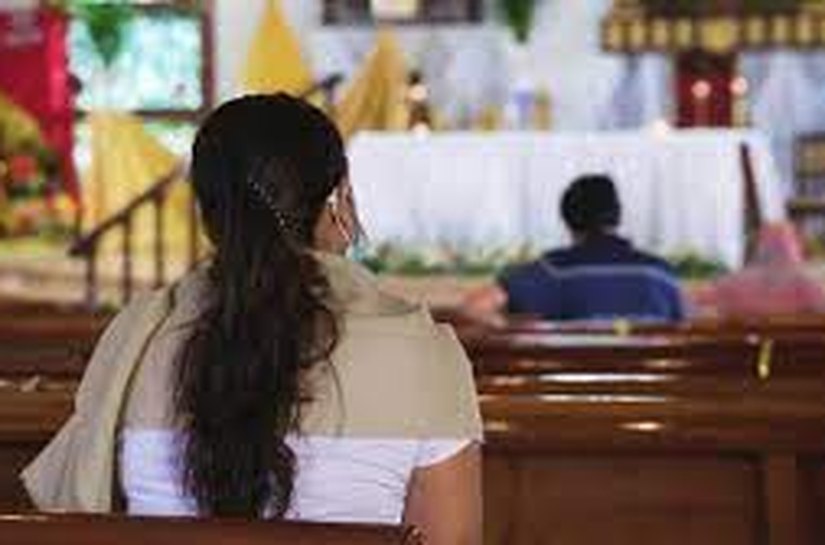 Lula sanciona lei que veta existência de vínculo empregatício entre igrejas e religiosos