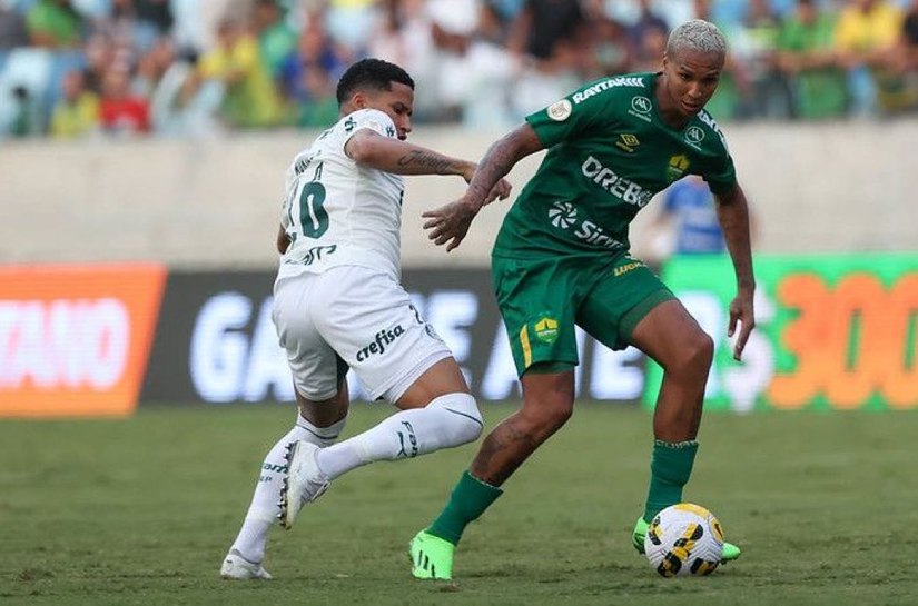 Em jogo inspirado de Walter, campeão Palmeiras empata com o Cuiabá que ganha 'folego' na série A